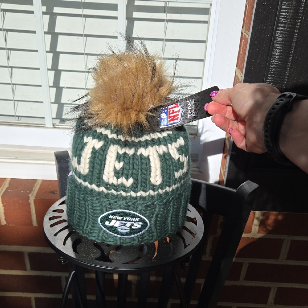 NFL Jets Green Beanie with Faux Fur Pom